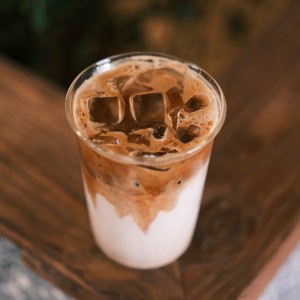 Iced Hojicha Latte